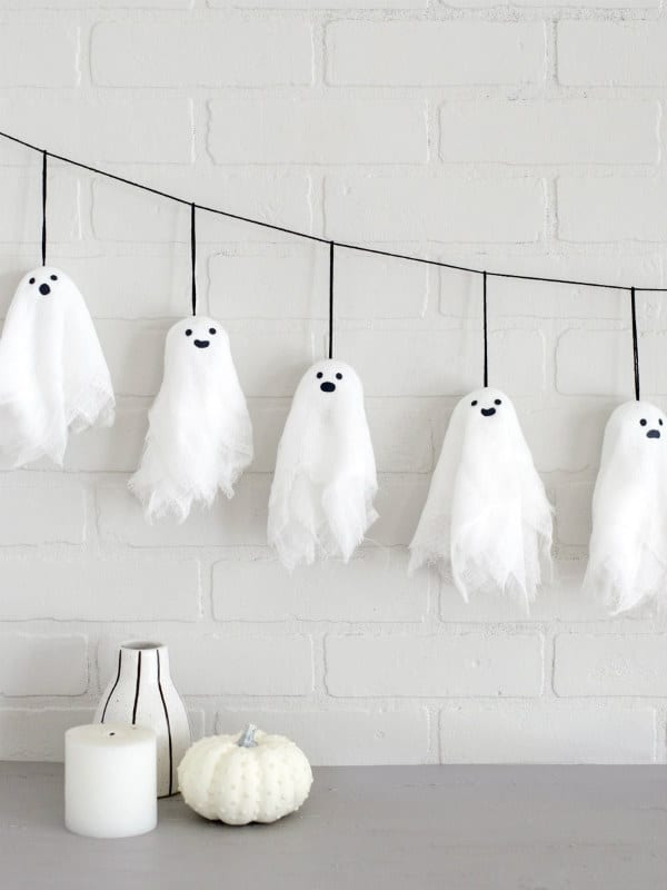 Guirnaldas de fantasmas para Halloween