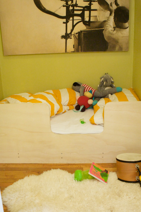 pequeño dormitorio infantil