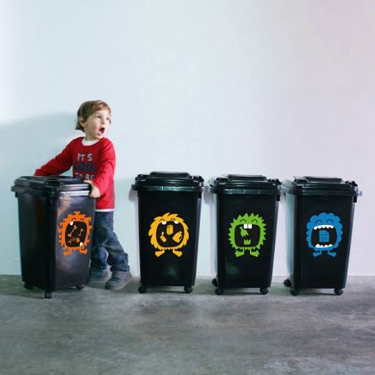 Vinilos que educan: monstruos del reciclaje