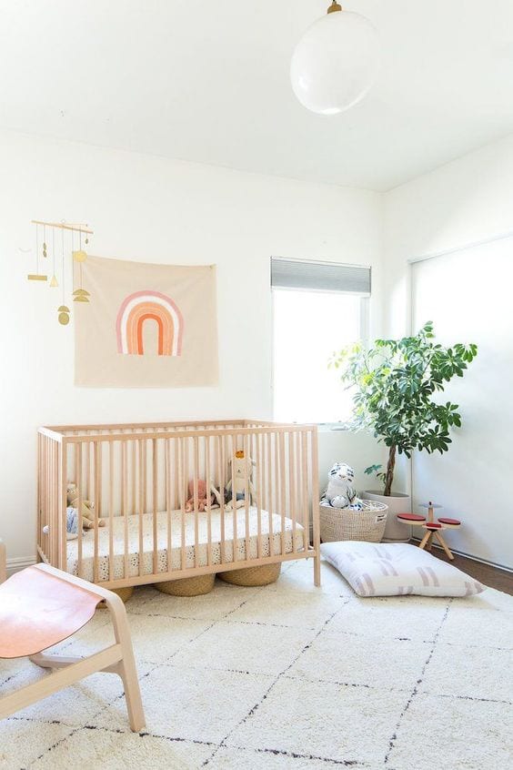 Habitación bebé arcoiris
