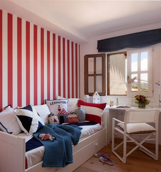 habitación infantil blanca y roja