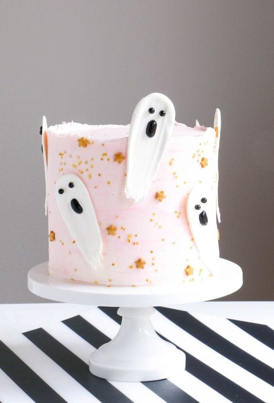 Decorar tartas de Halloween con fantasmas